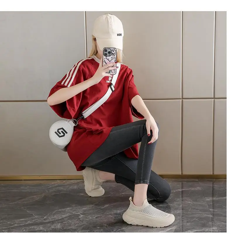 Women's 2025 New Summer Breathable and Versatile One-Leg Fly-Knit Mesh Sneakers with a Poop-Feeling Feel — feature 26