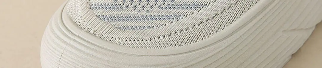 Women's 2025 New Summer Breathable and Versatile One-Leg Fly-Knit Mesh Sneakers with a Poop-Feeling Feel — feature 32