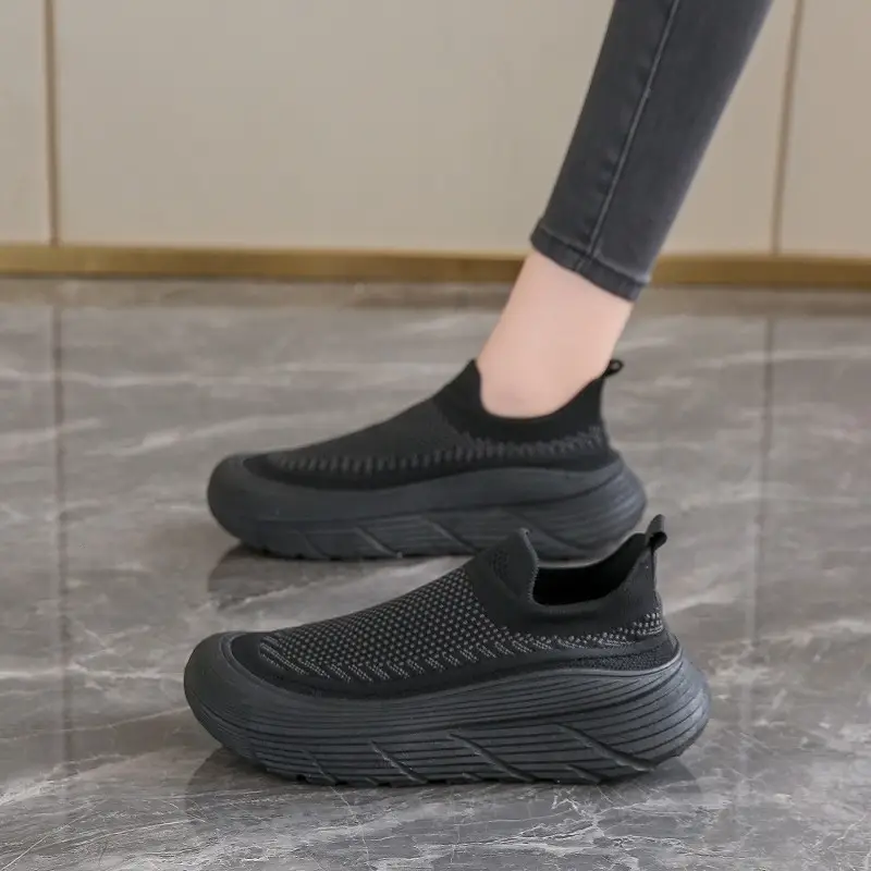 Women's 2025 New Summer Breathable and Versatile One-Leg Fly-Knit Mesh Sneakers with a Poop-Feeling Feel — feature 36