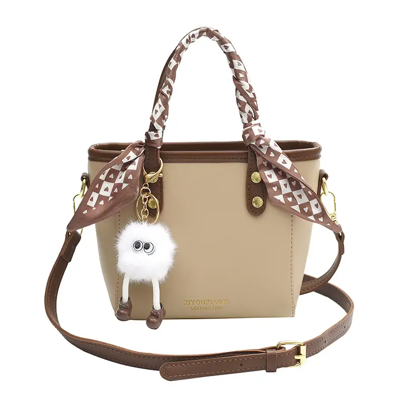 Women Black Contrasting Pom Pom Shoulder Bag - Image 4