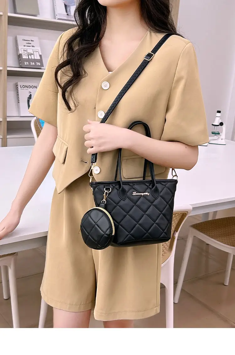 Women's Diamond Crossbody Bags 2025 Spring Collection — feature 1
