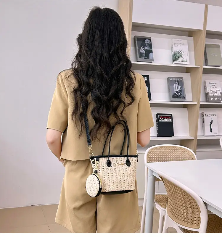 Women's Diamond Crossbody Bags 2025 Spring Collection — feature 17