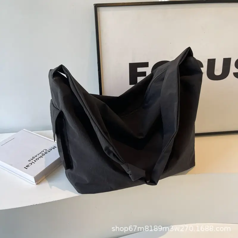 Black Large Capacity Shoulder Bag for Women — feature 28