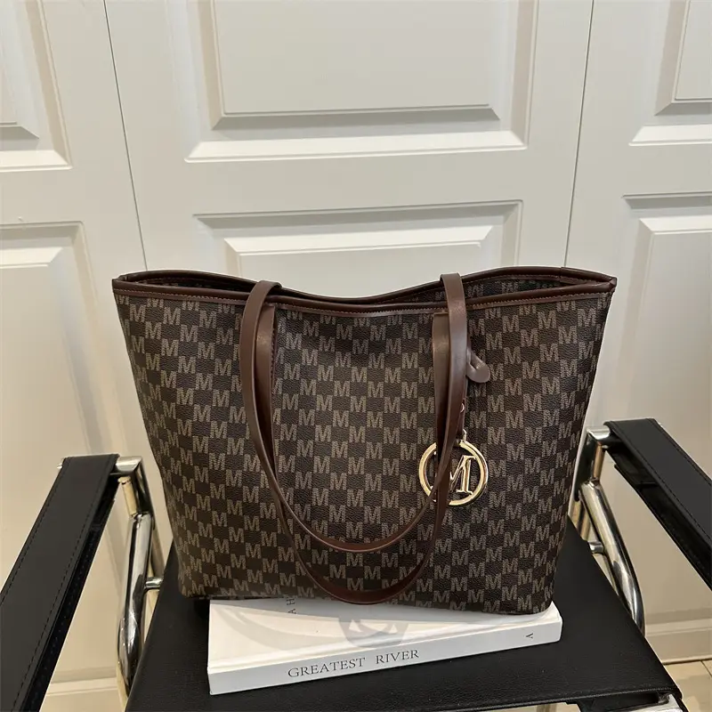 Large Capacity Printed Brown Shoulder Bag for Women - Image 5