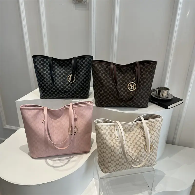 Large Capacity Printed Brown Shoulder Bag for Women - Image 8