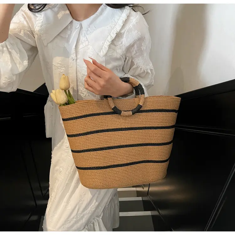 Straw Women's Large Capacity Shoulder Bag — feature 11