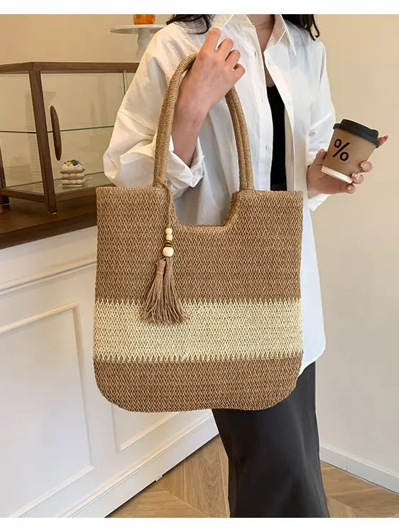 Straw Woven Shoulder Bag Large Capacity Summer Vacation - Image 4
