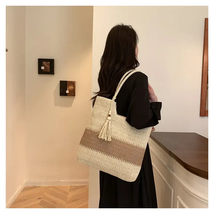 Straw Woven Shoulder Bag Large Capacity Summer Vacation — feature 15