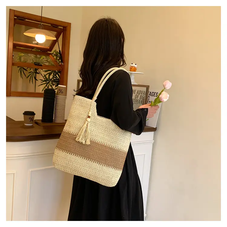 Straw Woven Shoulder Bag Large Capacity Summer Vacation — feature 16
