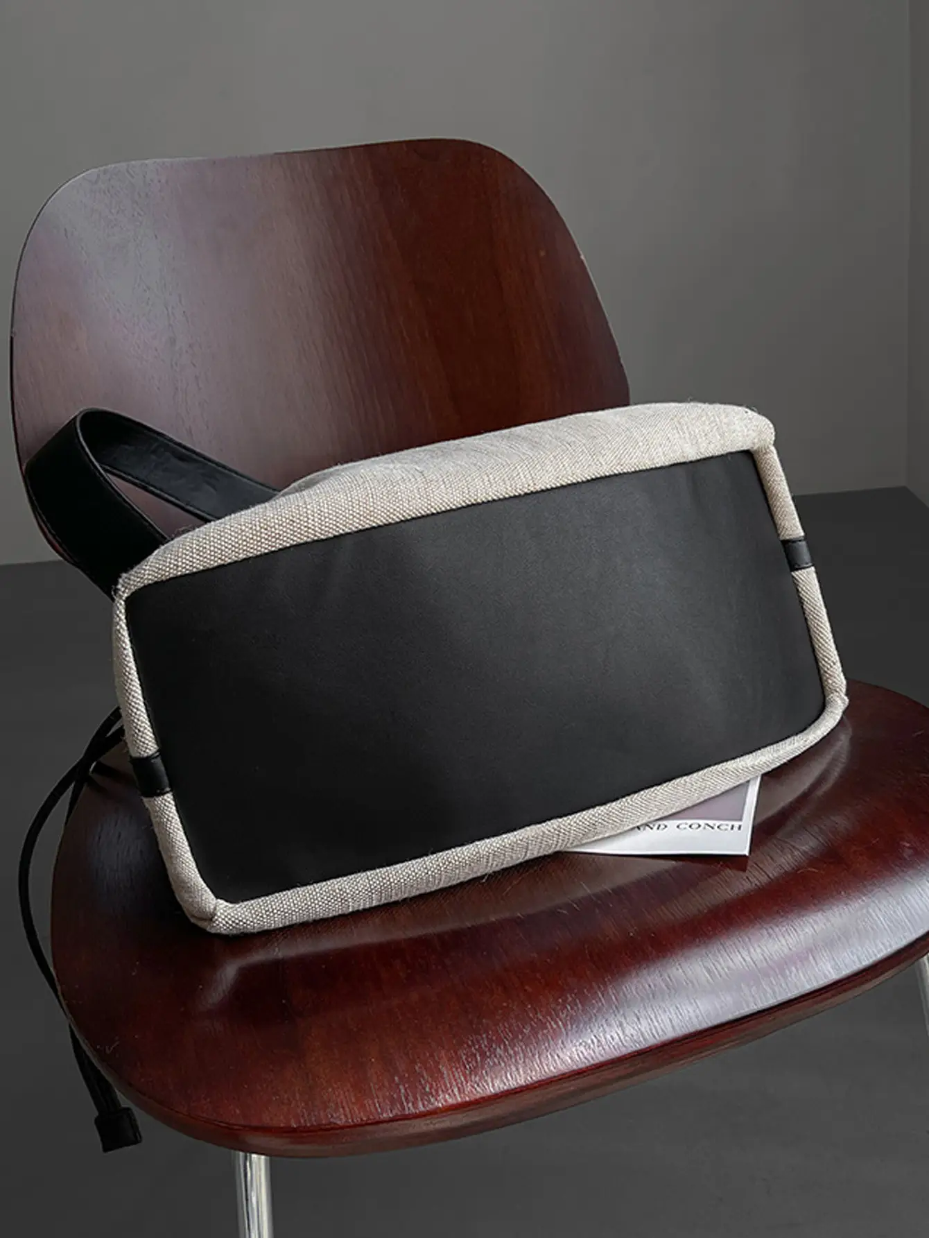 2025 New Ins Style Silver Canvas Shoulder Bag — feature 9