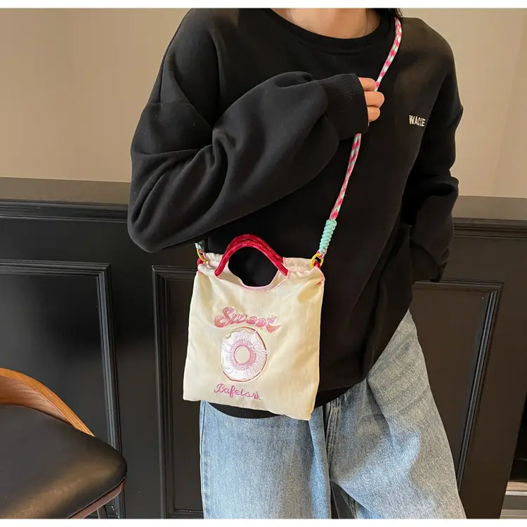 Cross-Border Embroidered Donut Bag for Women — feature 17