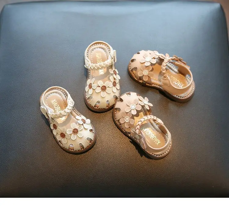 Baby Floral Sandals Cream Soft Sole Toddler Shoes — feature 2