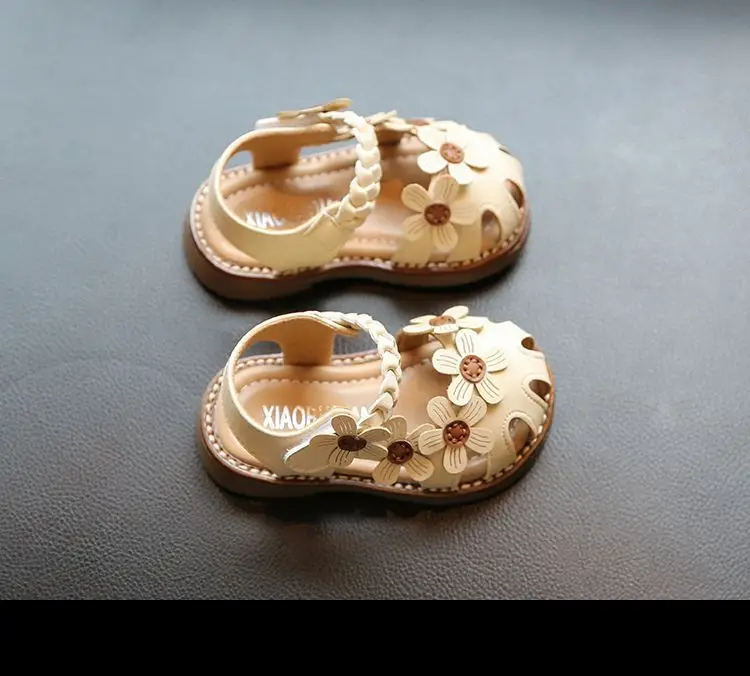 Baby Floral Sandals Cream Soft Sole Toddler Shoes — feature 9