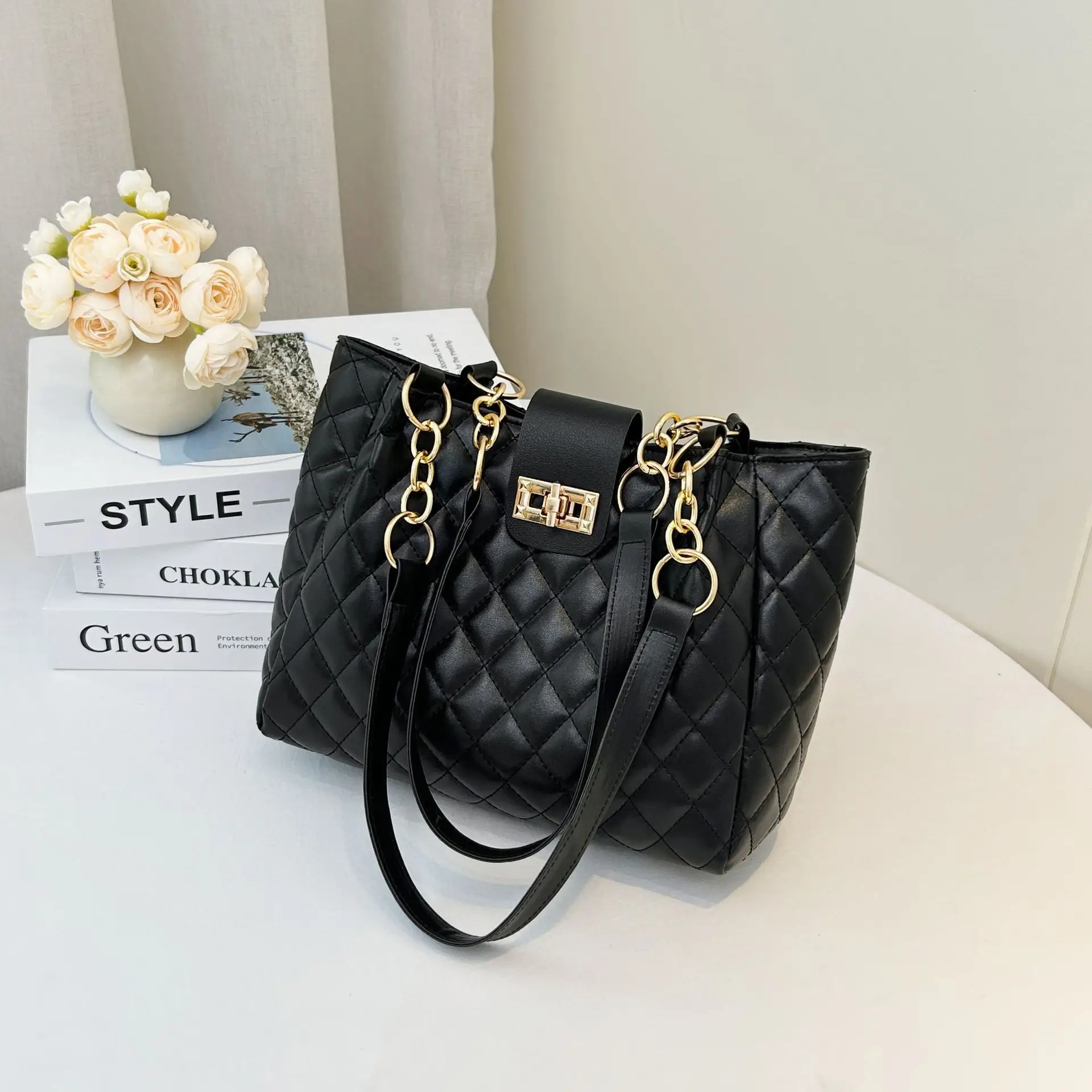 2025 Women's Straw Shoulder Bag with Wide Strap - Image 5