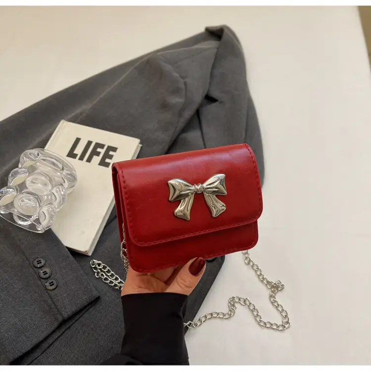 Red Bow Chain Shoulder Bag for Women 2025 — feature 26