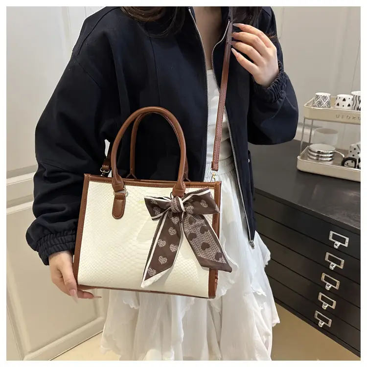 Women's Stone Pattern Shoulder Crossbody Bag 2025 — feature 17