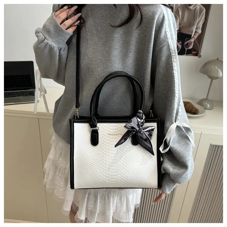 Women's Stone Pattern Shoulder Crossbody Bag 2025 — feature 23