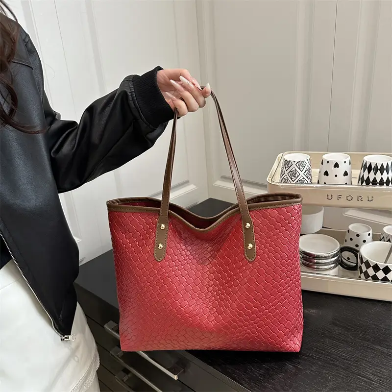 Women Woven Red Handbag Large Capacity Casual Shoulder Bag - Image 6
