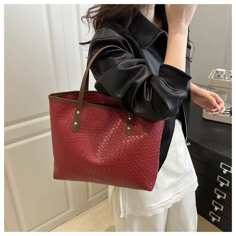Women's White Woven Tote Bag Large Capacity Shoulder Bag — feature 10