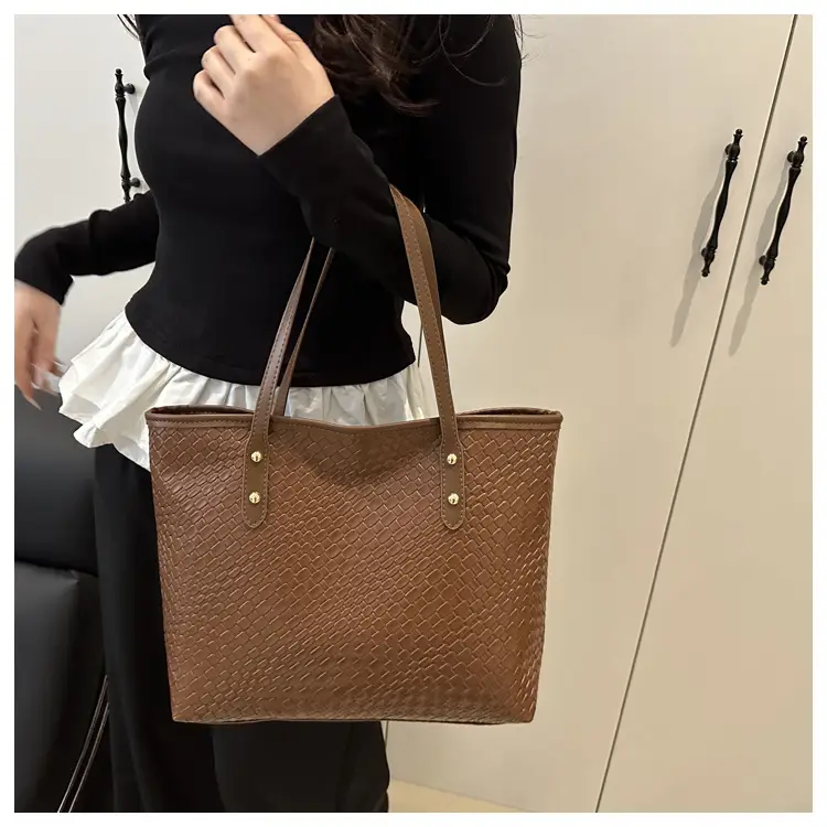 Women's White Woven Tote Bag Large Capacity Shoulder Bag — feature 15