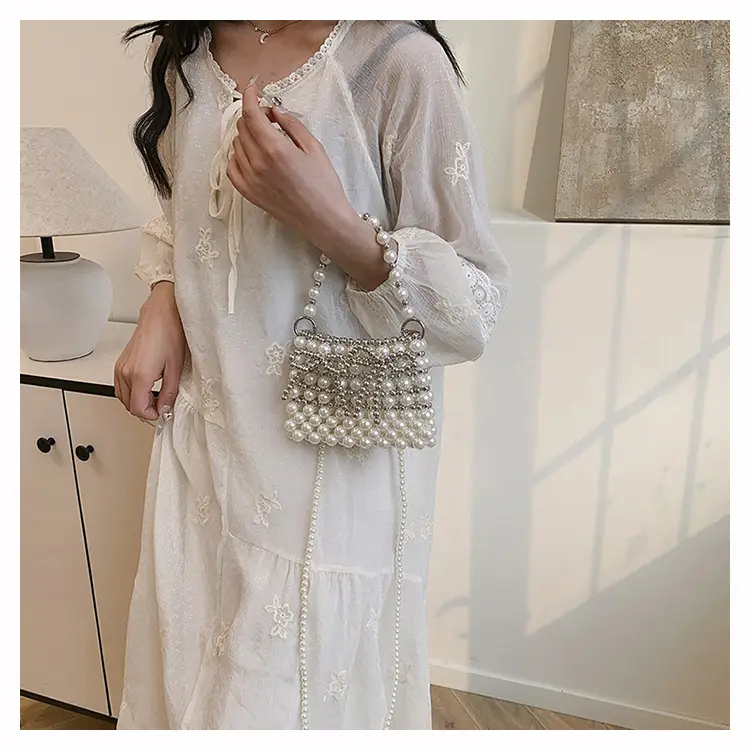 Pearl Chain Crossbody Bag Women's Fashionable Shoulder Bag — feature 15