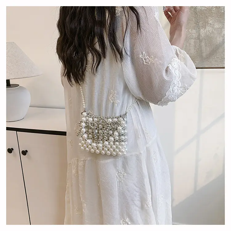 Pearl Chain Crossbody Bag Women's Fashionable Shoulder Bag — feature 16