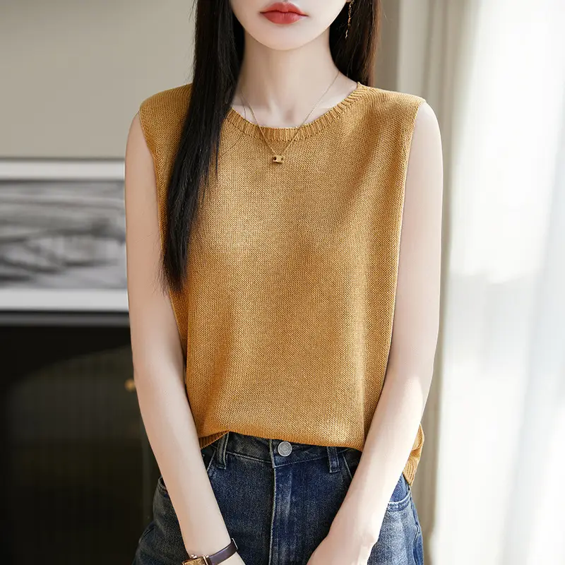 Women Green Knitted Sleeveless Vest with Round Neck - Image 4