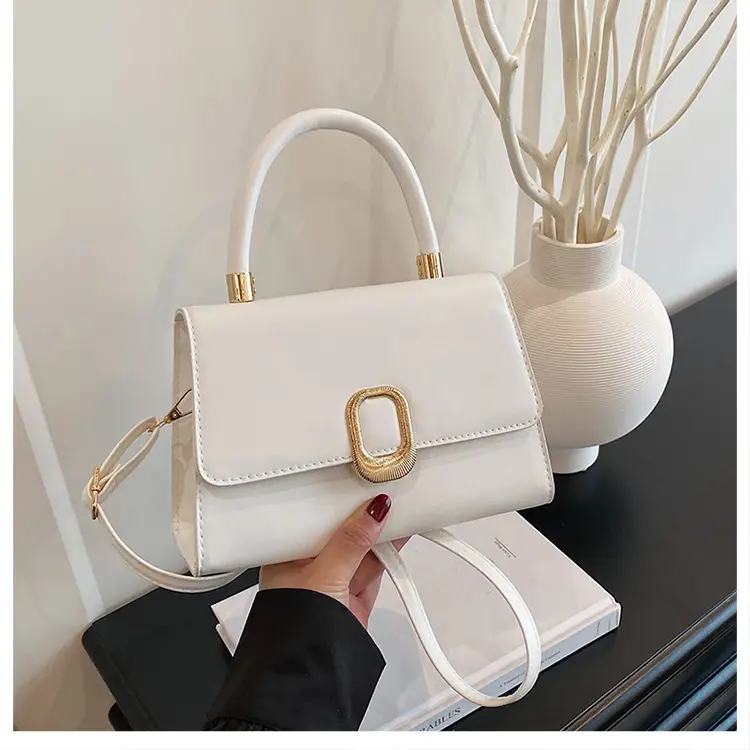 Black Square Shoulder Bag with Gold Clasp — feature 18