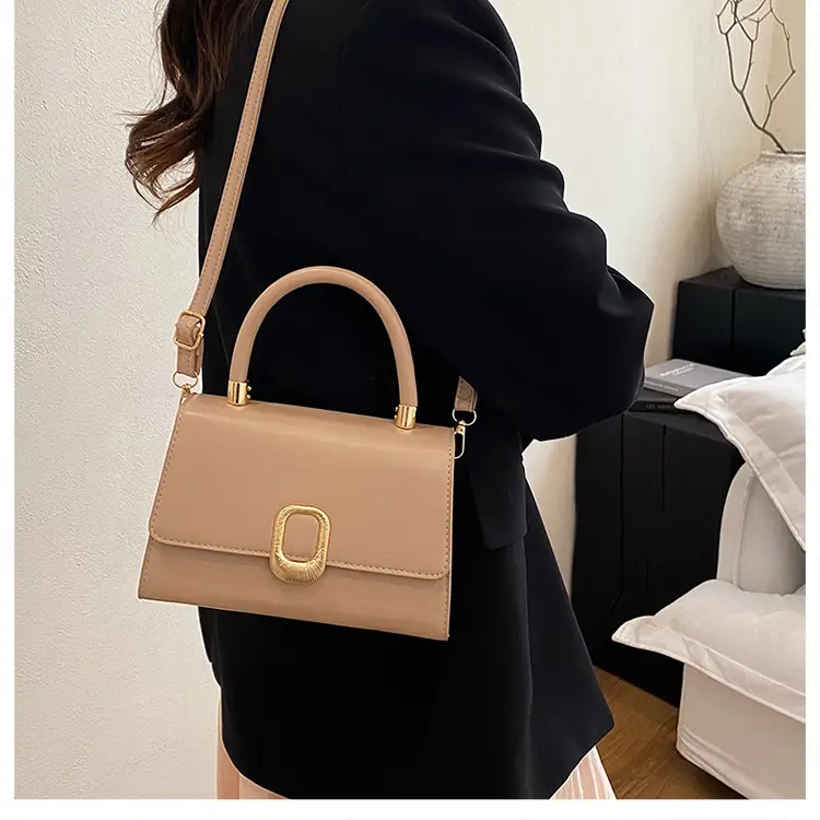 Black Square Shoulder Bag with Gold Clasp — feature 24