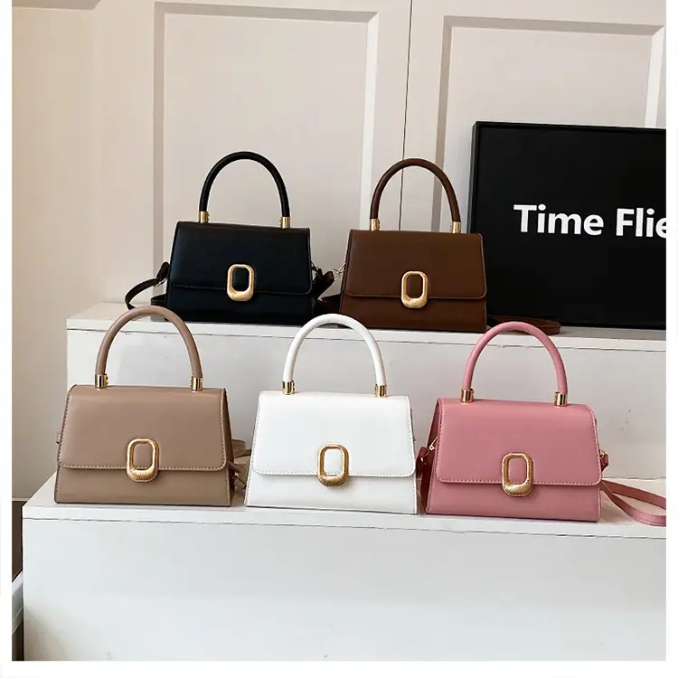 Black Square Shoulder Bag with Gold Clasp — feature 34