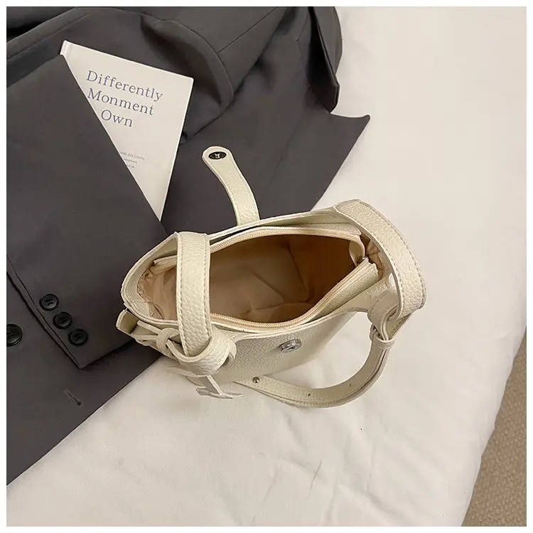 Women's Yellow Textured Shoulder Bag 2025 New Arrival — feature 5