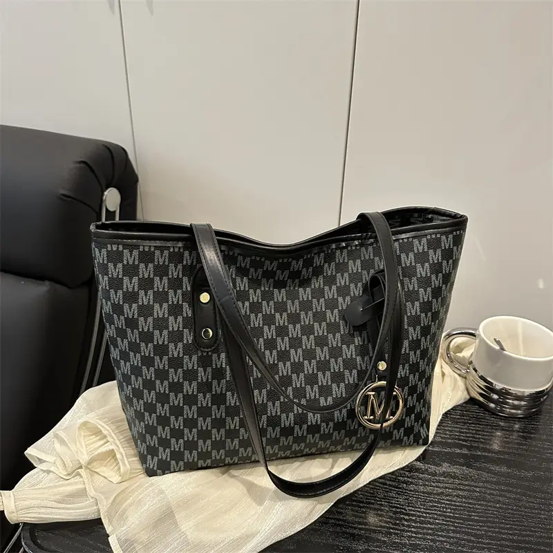 Women's Black Checkered H-Style Shoulder Bag with Gold Logo - Image 5