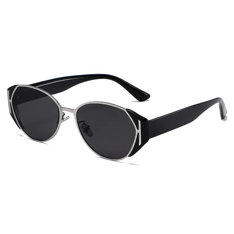 Trendy Cat-Eye Sunglasses with UV Protection - Image 1