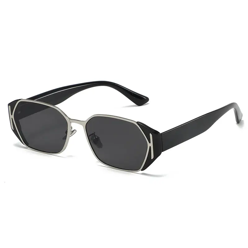 Trendy Cat-Eye Sunglasses with UV Protection - Image 6