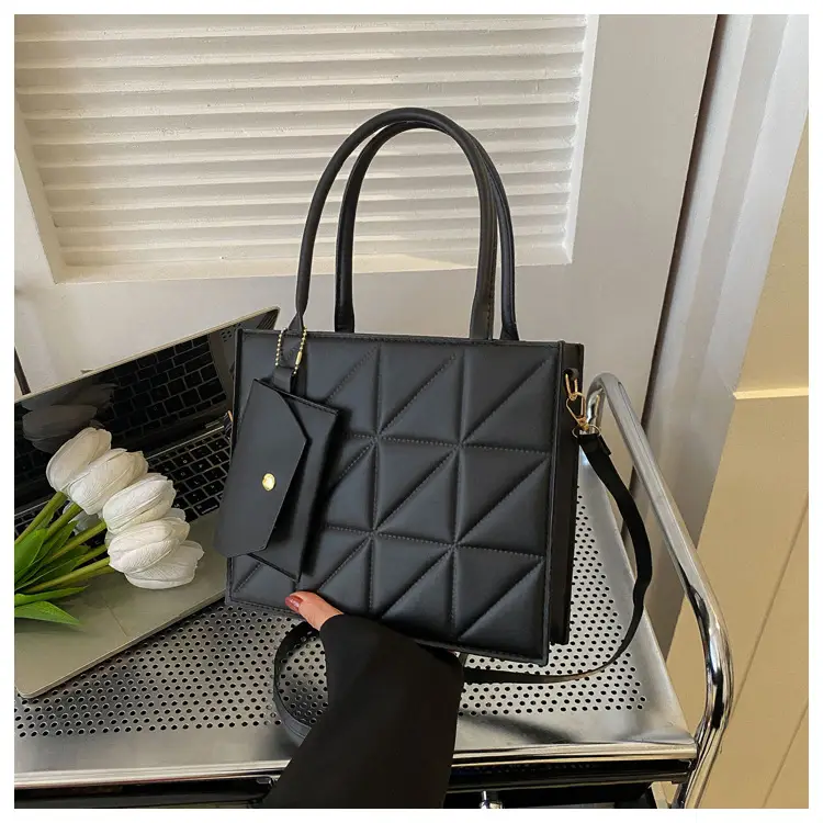 Blue Quilted Shoulder Bag for Women 2025 — feature 10