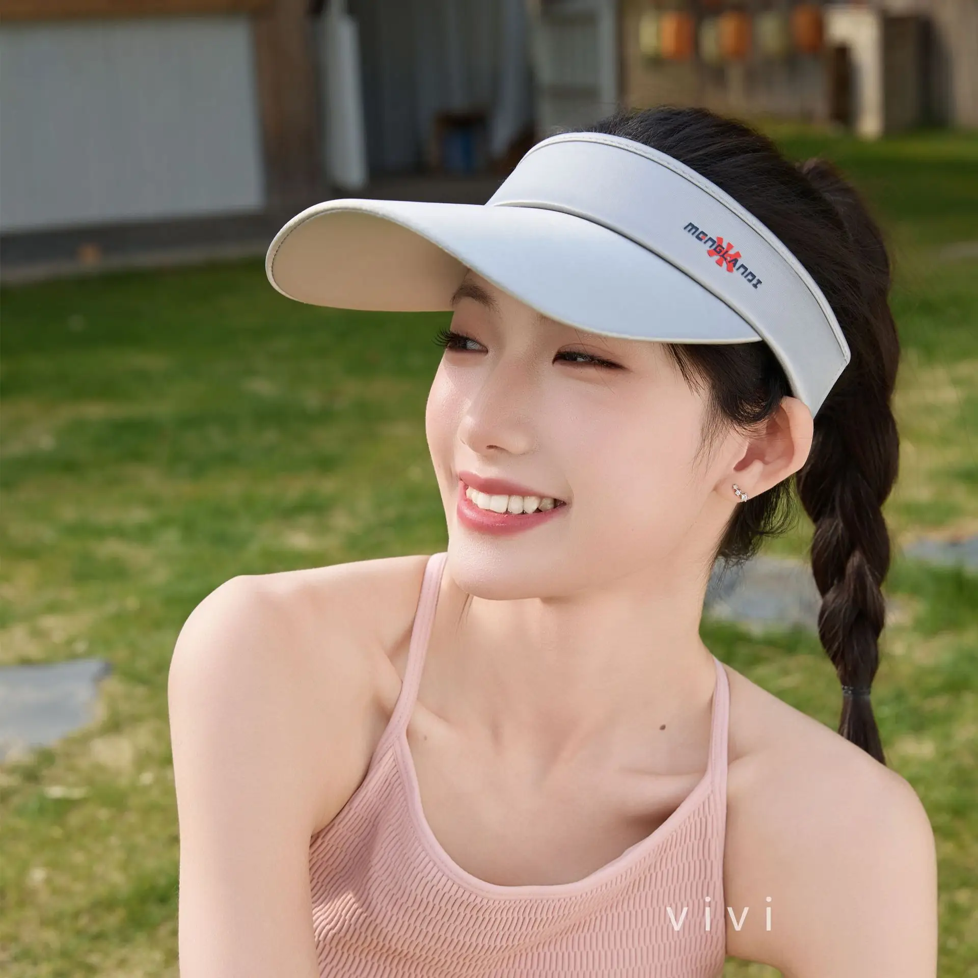Women White UV Visor Hat with Extended Brim - Image 9