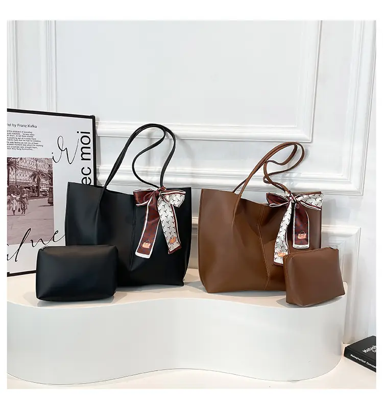 Women 2025 Large Capacity Tote Bag Black Leather — feature 14