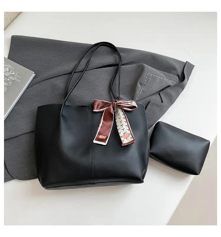Women 2025 Large Capacity Tote Bag Black Leather — feature 36