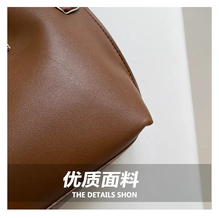 Women 2025 Large Capacity Tote Bag Black Leather — feature 6