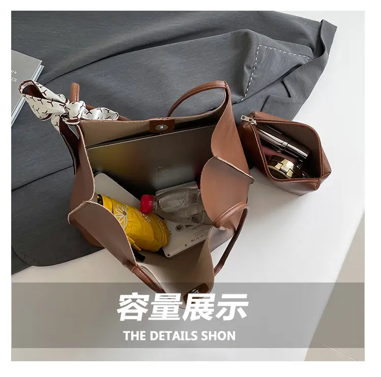Women 2025 Large Capacity Tote Bag Black Leather — feature 8