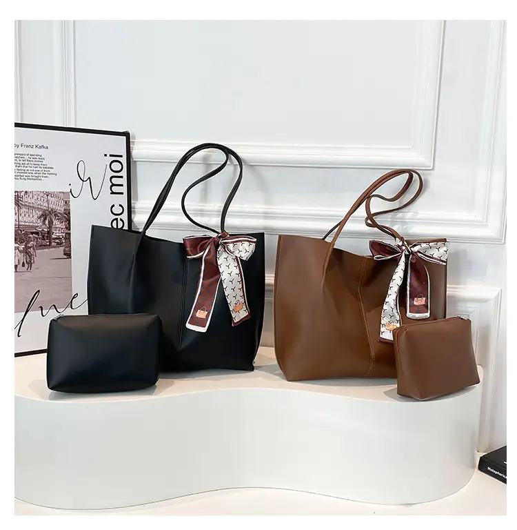 Women 2025 Large Capacity Tote Bag Black Leather — feature 9