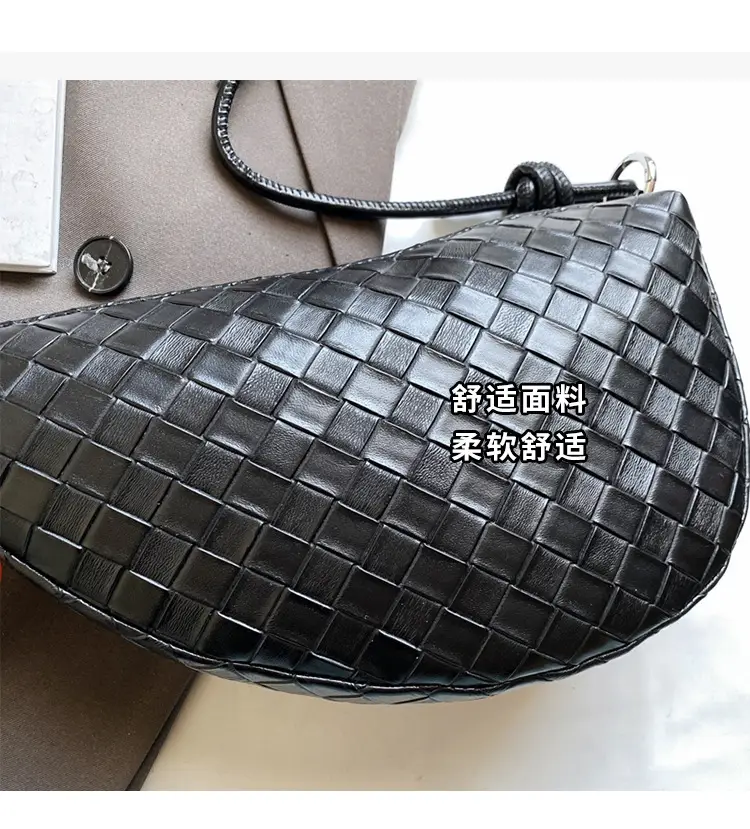 Women Crossbody Bag Black Woven Large Capacity 2025 — feature 5