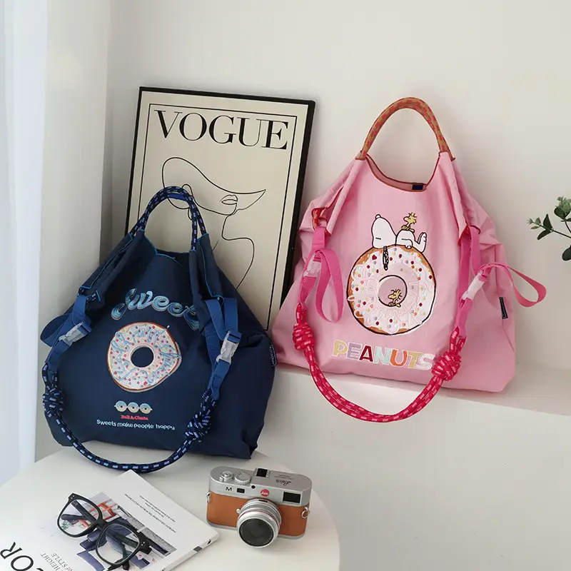 Snoopy Donut Cartoon Crossbody Bag Pink Large Capacity — feature 13
