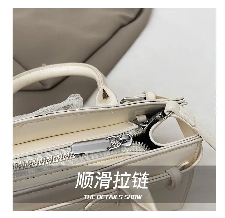 Black Crocodile Texture Crossbody Bag with Lace Bow — feature 5