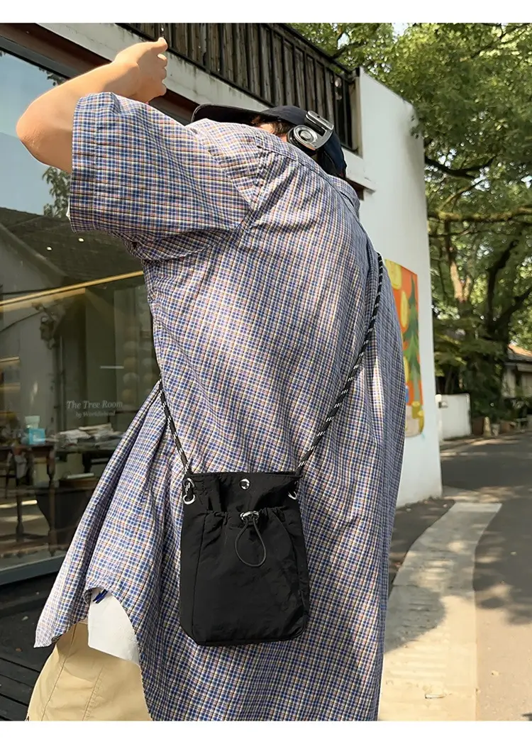 Xiaozhong Drawstring Mobile Phone Bag Waterproof Running Bag — feature 7