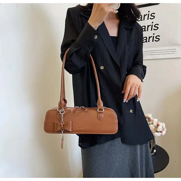 French Style Women's Shoulder Bag Red 2025 — feature 33