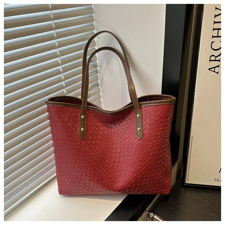2025 New Arrival White Textured Tote Bag with Brown Handles — feature 24