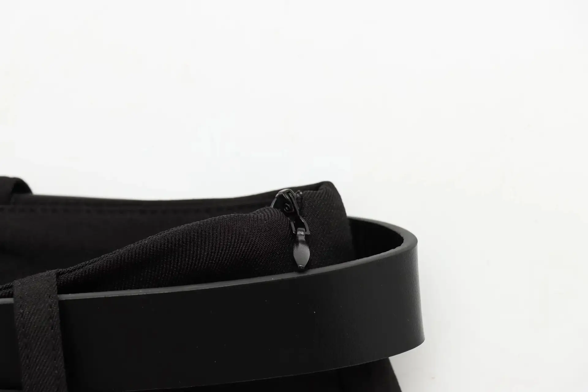 Black Belt Double-Breasted Culottes for Women — feature 7