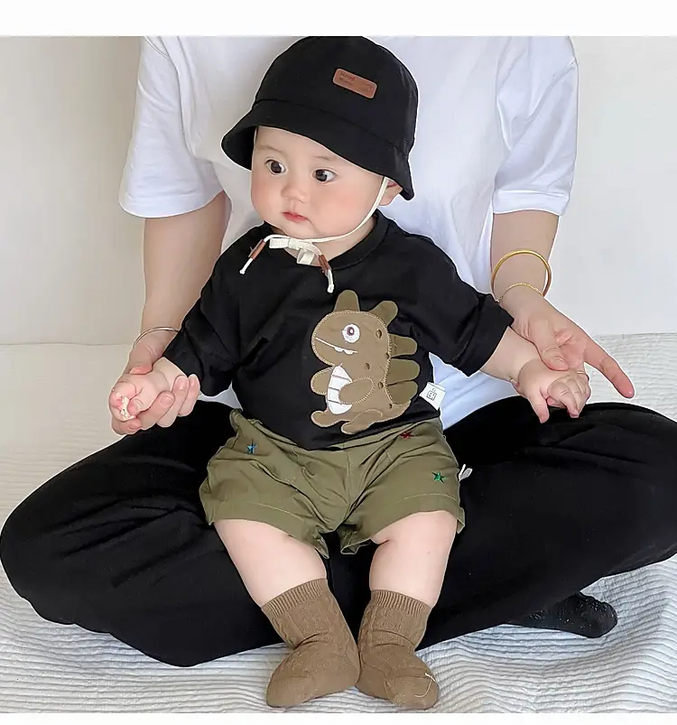 Boys Green Star Embroidered Shorts 2025 — feature 18