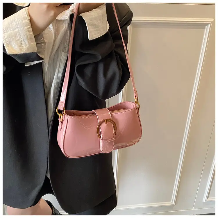 Red Textured Shoulder Bag for Women 2025 Spring — feature 18